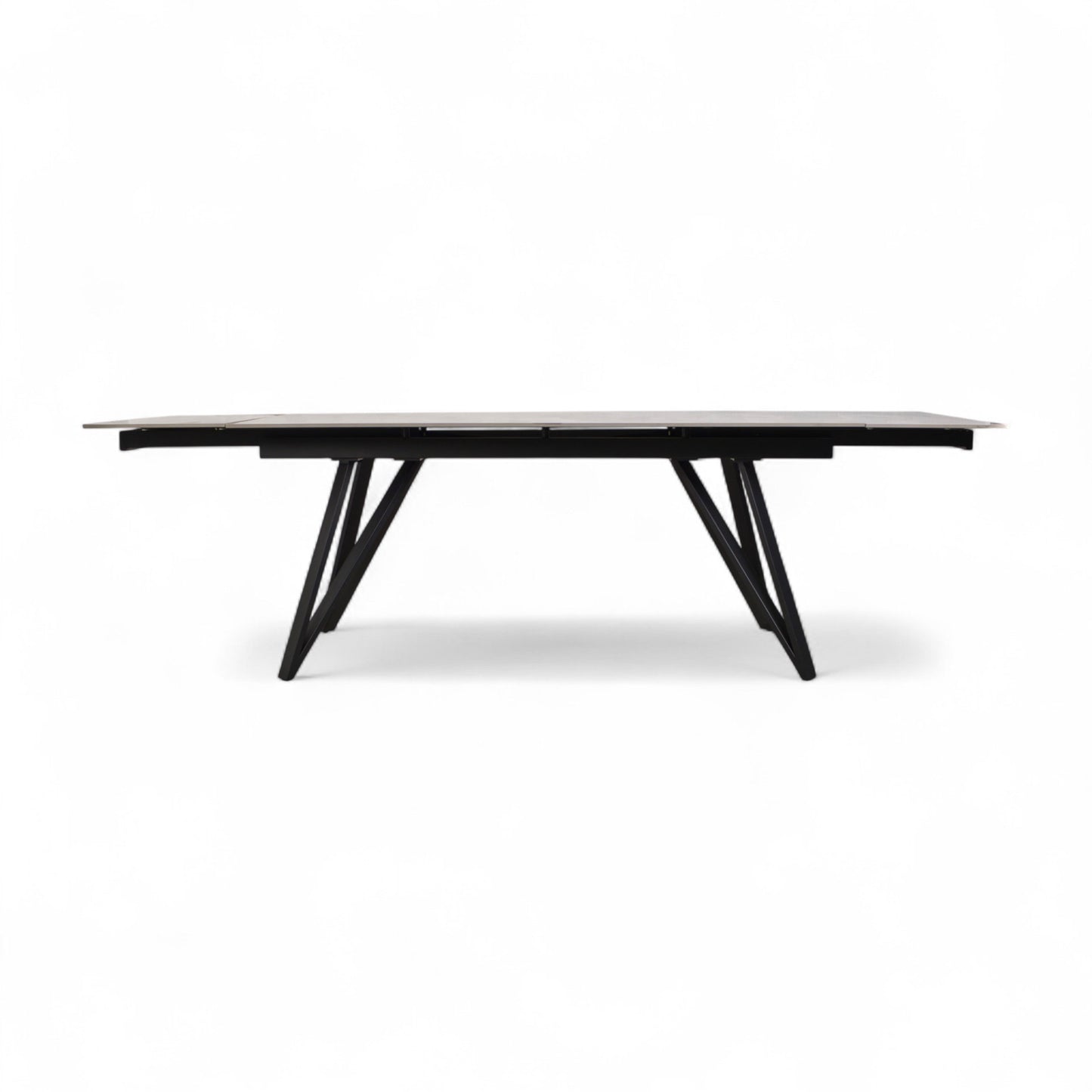 Mesa cubierta de cerámica  con extensiones